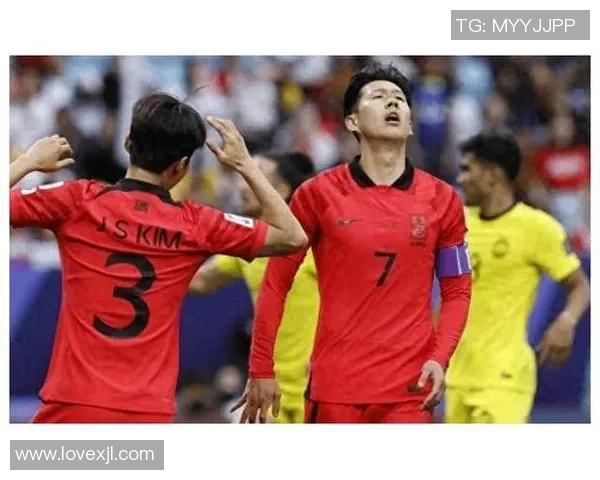 韩国7号足球明星的崛起与辉煌历程揭秘